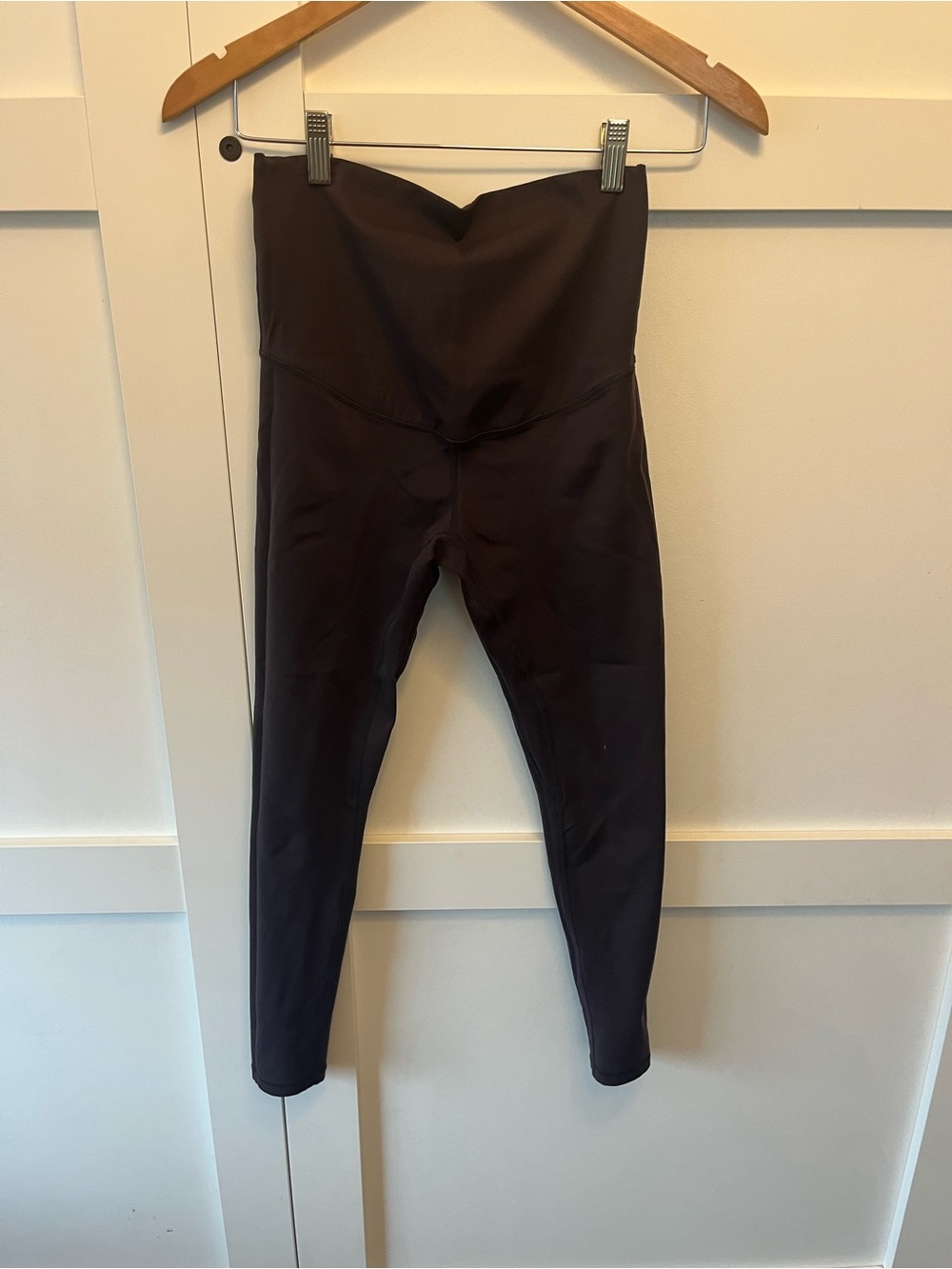 Born Primtive Maternity Leggings, High waisted. Size medium